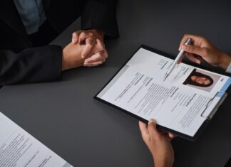 Резюме на HH.ru: Поиск по фамилии в Москве