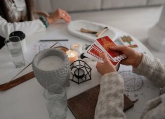 Онлайн гадание на сегодня: игральные карты