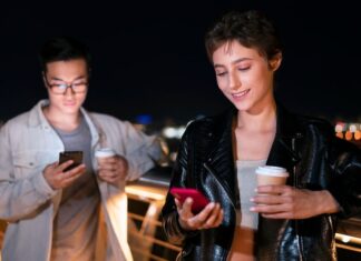 Как сохранить прогресс в клубе романтики на новом телефоне