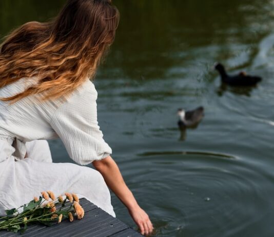 К чему снится кормить рыб во сне