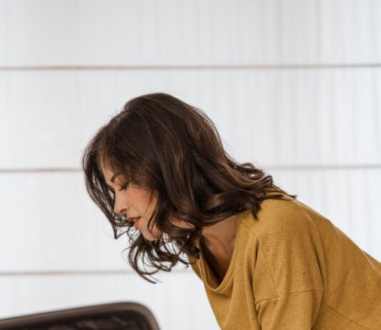 Сонник: Собирать чемодан в спешке перед дорогой