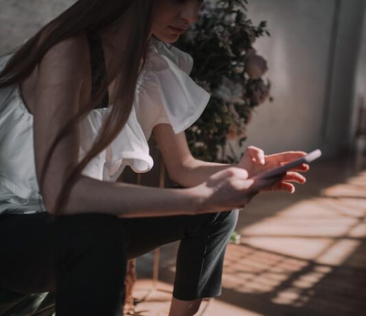 Вернется ли бывший после расставания: онлайн-гадание