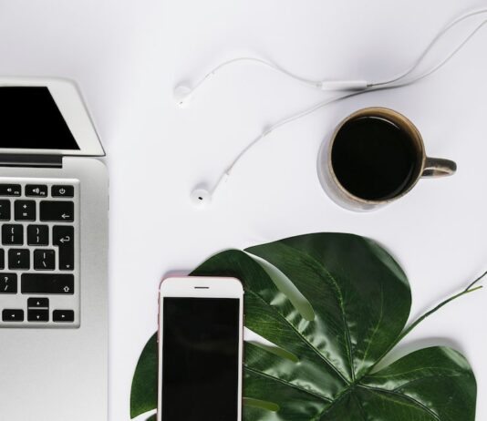 Обои для телефона: украсьте экран блокировки и рабочий стол