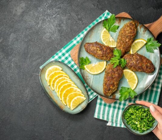 Сочные рыбные котлеты в духовке на протвине