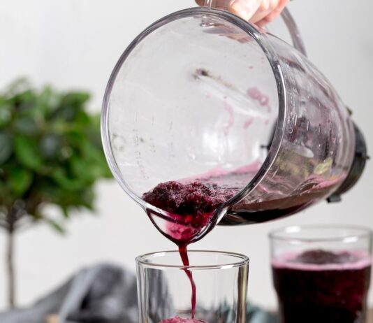 Настойка из черноплодной рябины в домашних условиях