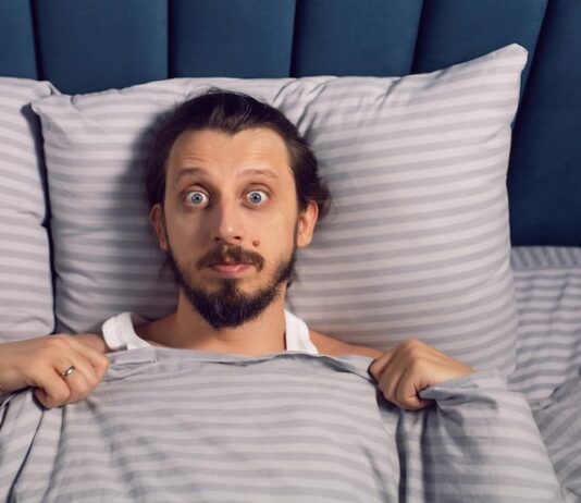 К чему снится много мужчин: толкование сна