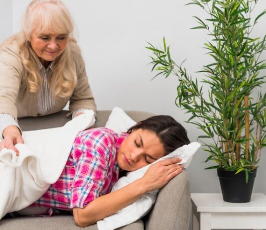 Толкование сна: покойная мама живая