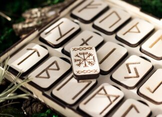 Гадание на рунах онлайн: бесплатное предсказание ситуации на одну руну