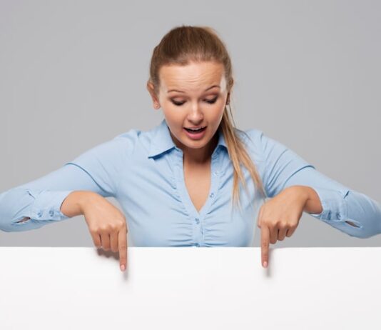 Как избавиться от рекламы в правом нижнем углу экрана