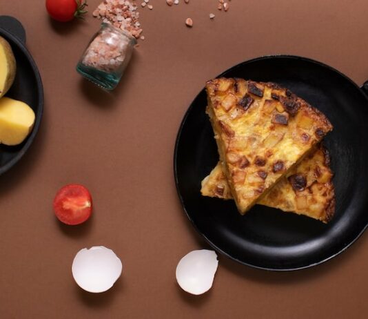 Лаваш тонкий: 10 рецептов с разными начинками на сковороде