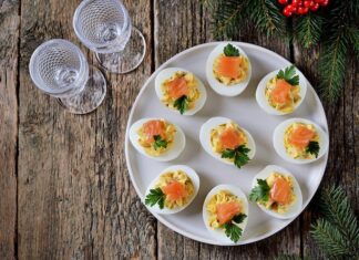 Быстрые и бюджетные закуски на праздничный стол