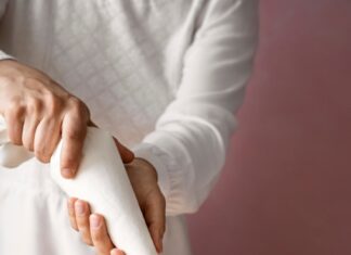 Взбитые сливки для торта: рецепт крема в домашних условиях