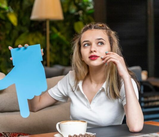 Как оригинально назвать девушку