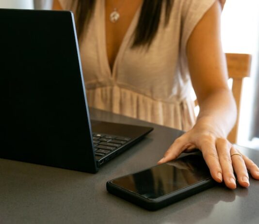 Подключение интернета с компьютера на телефон