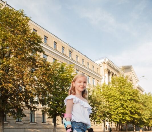 Как устроиться в самокат в 16 лет