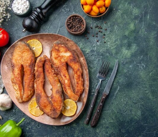 Филе минтая в кляре на сковороде: рецепт в панировке