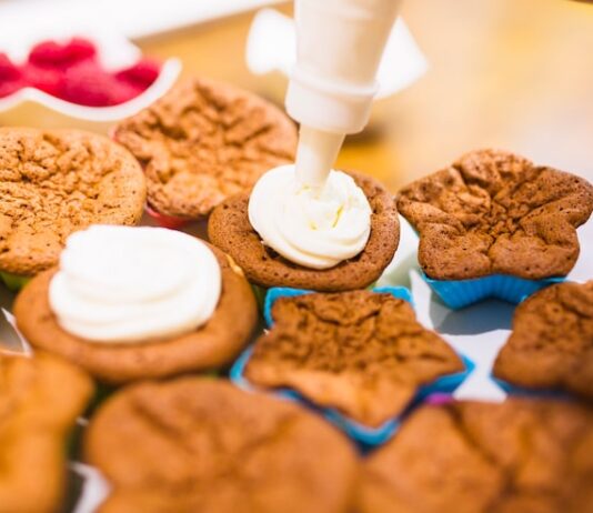 Кексы без сахара: рецепты в силиконовых формочках