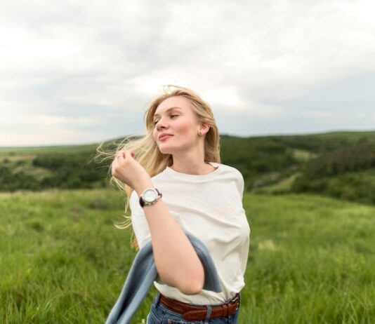 Земля во сне: значение для женщин