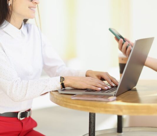 Как добавить электронную почту в личный кабинет Госуслуг