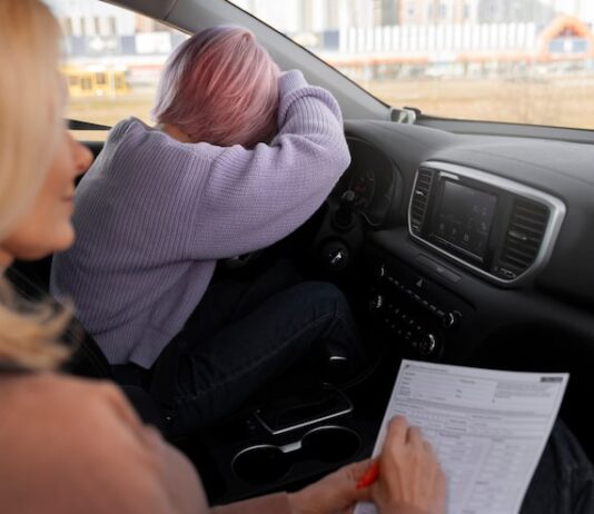 Проверка водительских прав по базе ГИБДД по фамилии