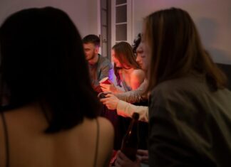 Сброс прогресса в клубе романтики