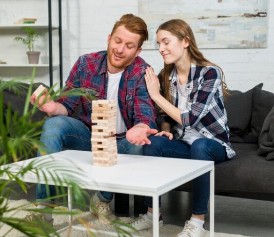 Игры на троих в реальной жизни дома