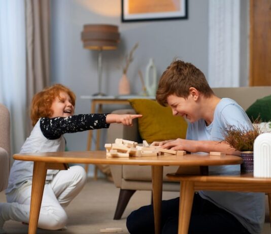 Игры для всей семьи: топ-3 для домашнего времяпрепровождения