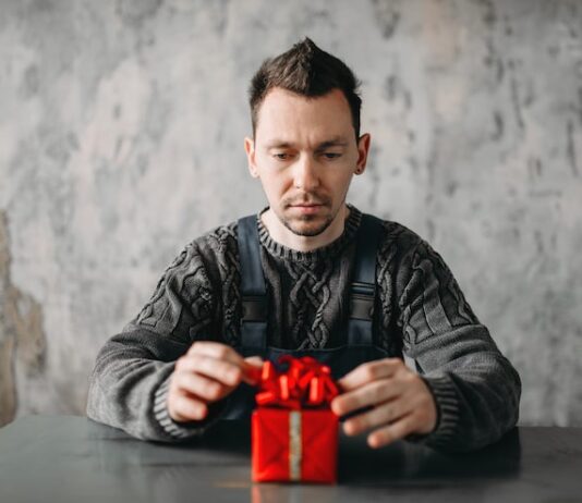 Поблагодарить мужчину за подарок