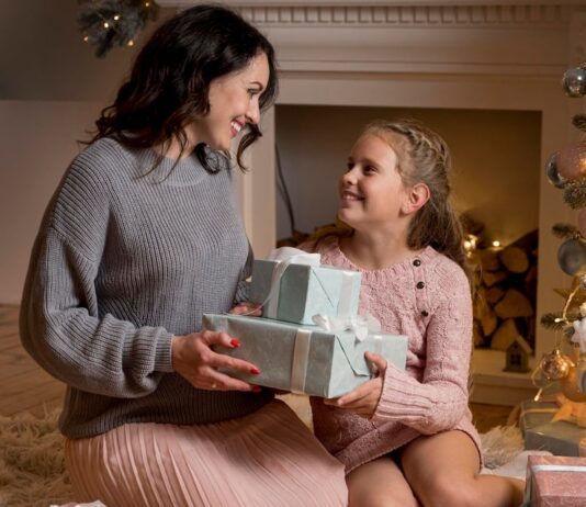 Зарегистрируйтесь все мамы РФ, чтобы получить подарок