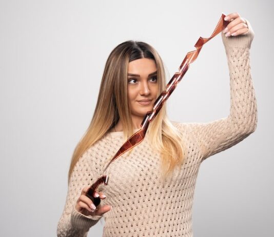 Как сделать челку шторку самостоятельно