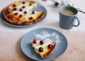 Торт с творогом: быстрый и простой рецепт