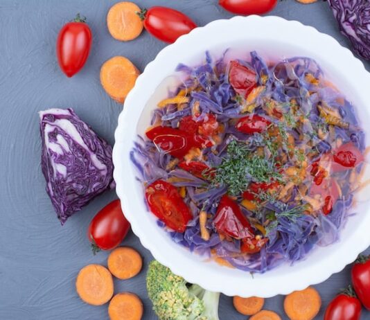 Осенний капустный салат на зиму