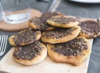 Дрожжевые булочки с маком: рецепт