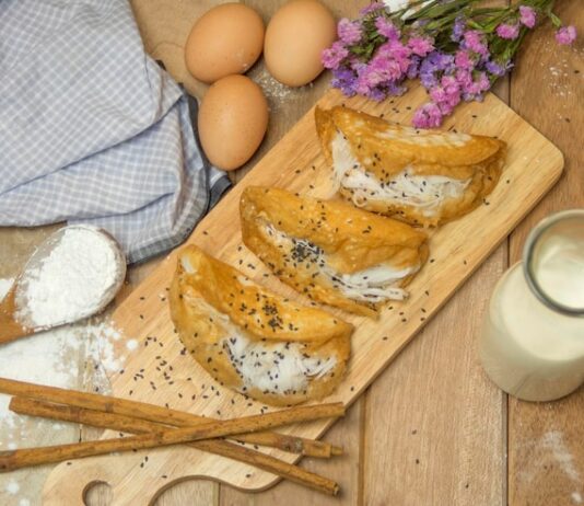 Дрожжевое тесто для пирога на кефире