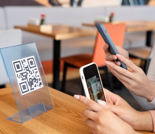 Как отсканировать QR-код в ВК