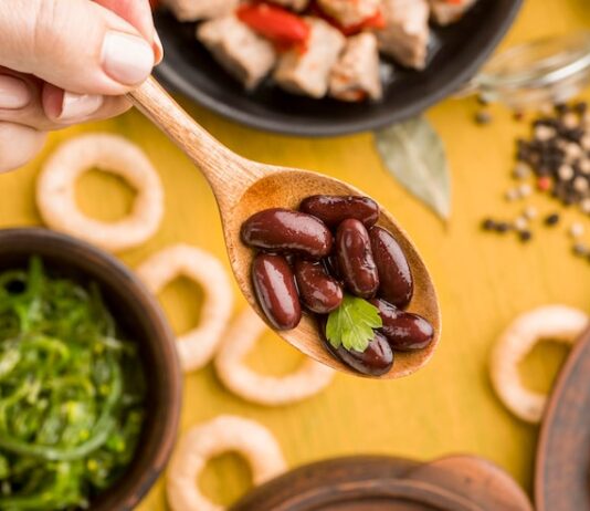 Фасолевый салат: рецепты и варианты