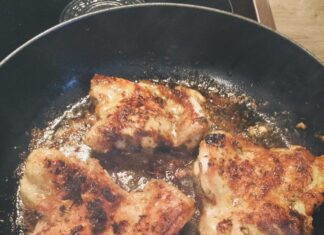 Куриное филе на сковороде: рецепт кусочками