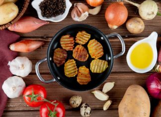 Свинина с картошкой в мультиварке