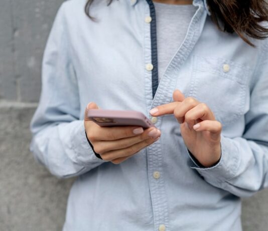 Регистрация в Лукойл на телефоне