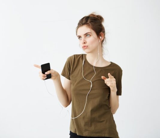 Наушники: подключены, но не работают