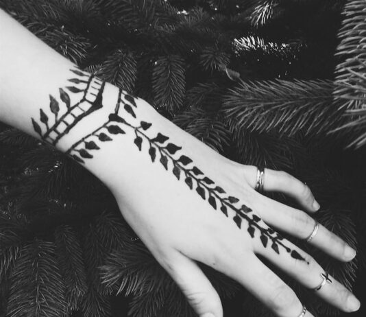 Легкие женские тату-эскизы для руки