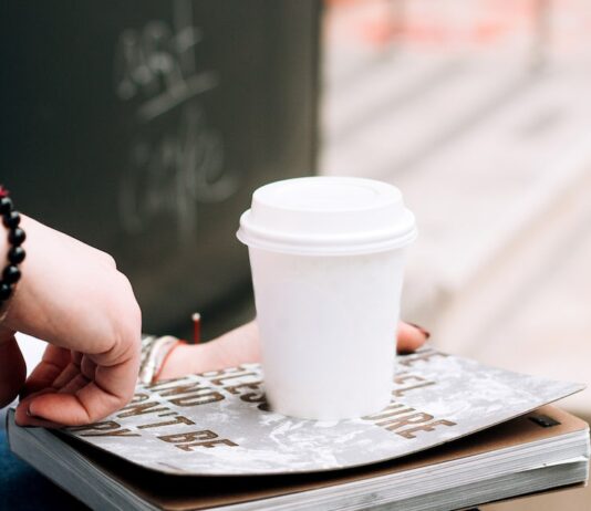 Что написать на стаканчике для чаевых