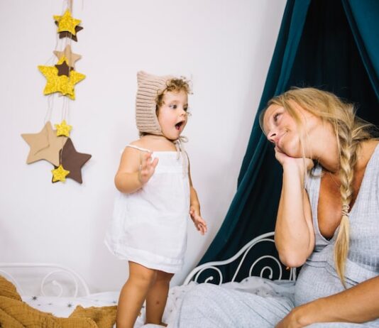 Сон: бить чужого ребенка — толкование