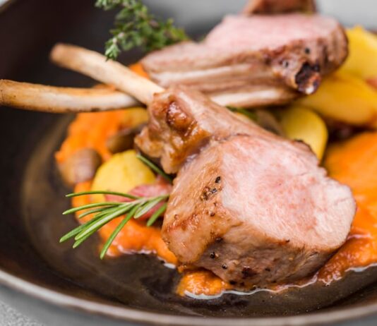 Мясо по-французски из свинины