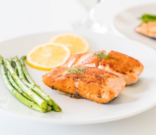 Рыба на пару в пароварке: простой рецепт