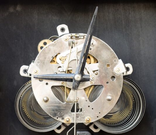 Часы на газоразрядных индикаторах IN-14