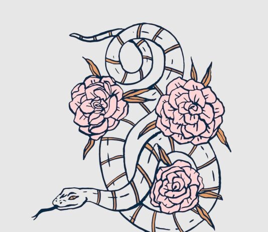 Значение татуировки кобры с капюшоном для девушек