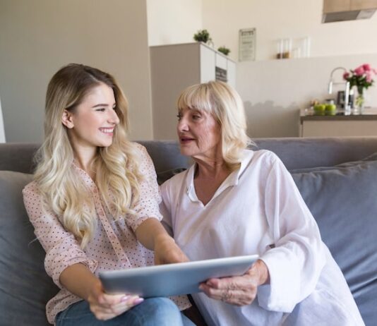 Статус для взрослой дочери: Красивое