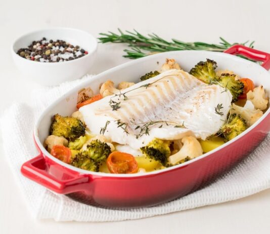 Рецепты хек в духовке с овощами
