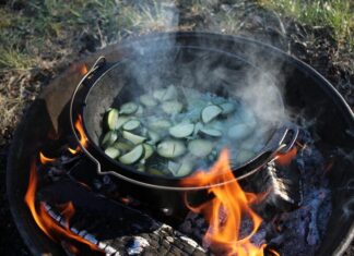 Картошка в казане на костре: вкусный рецепт